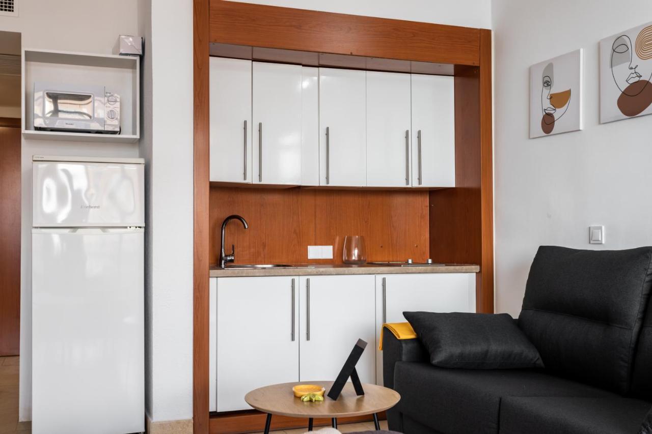 Sur Suites Palmeras 525 Фуeнхирола Екстериор снимка