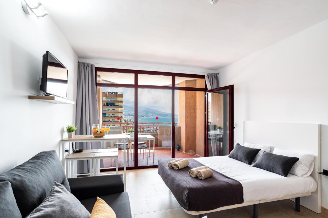 Sur Suites Palmeras 525 Фуeнхирола Екстериор снимка