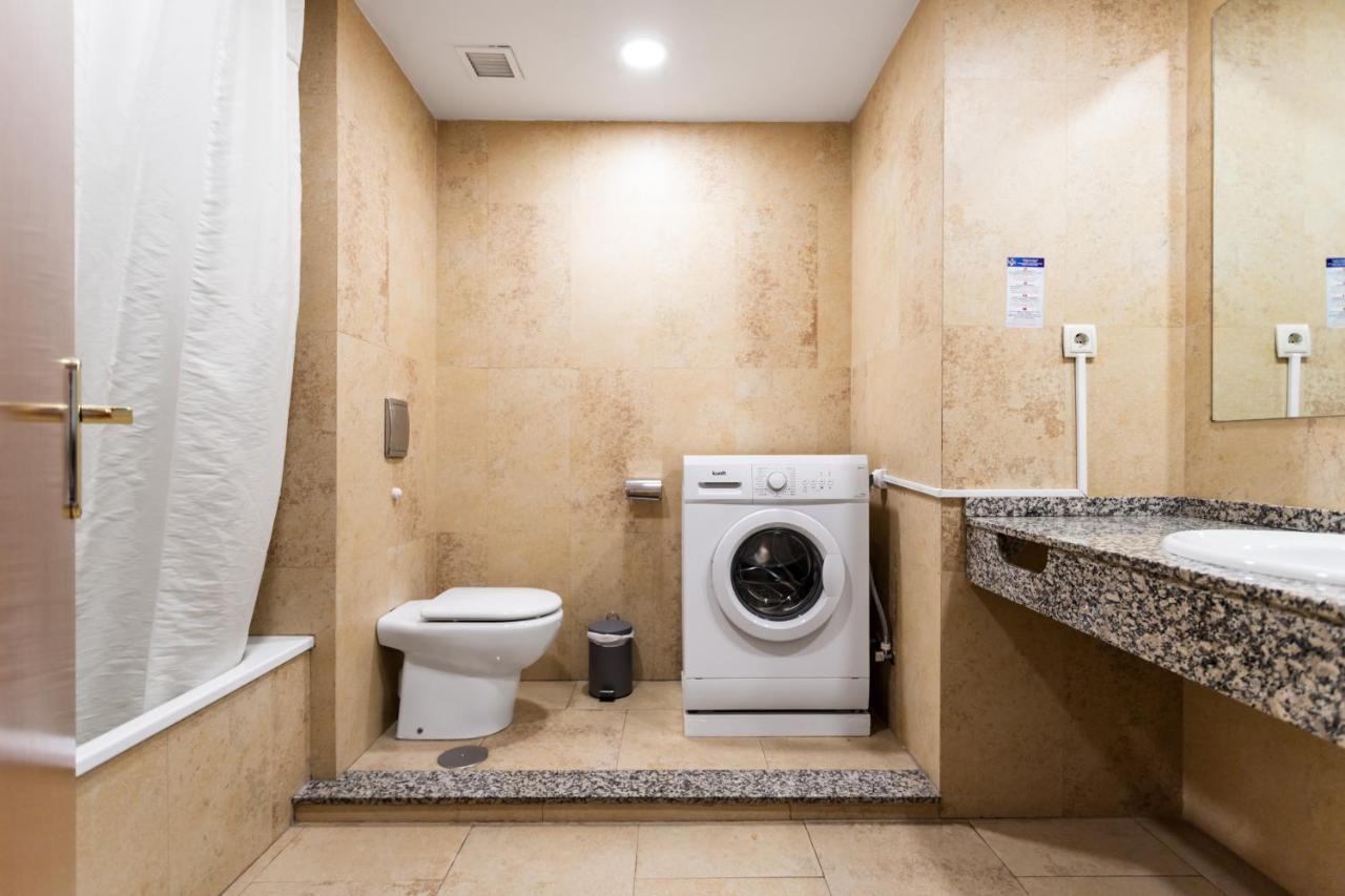 Sur Suites Palmeras 525 Фуeнхирола Екстериор снимка